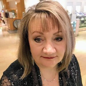 Meet your Posher, Debby